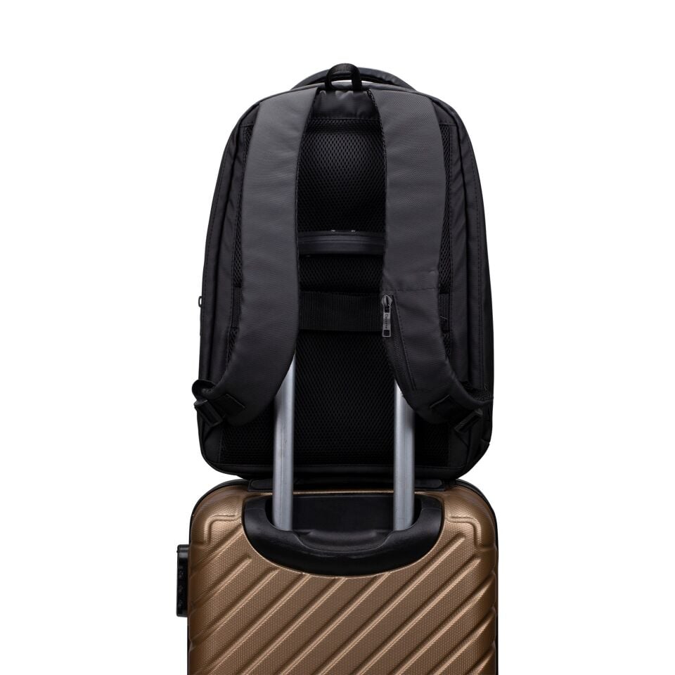 Classone GA-0010 Gauntlet Sert Kabuk Serisi 15.6 inch WTX Pro Su Geçirmez Kumaş Laptop Çantası Siyah